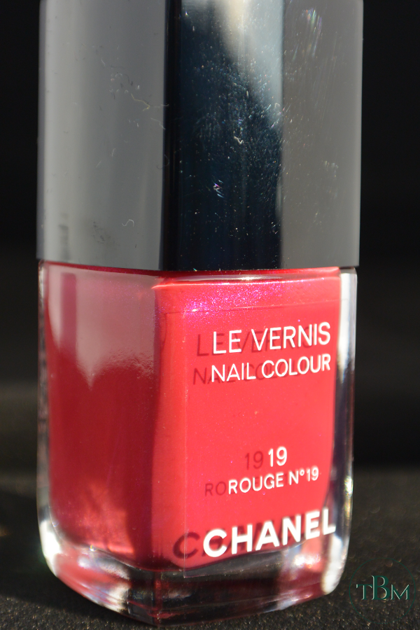 Chanel Rouge n°19